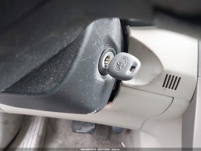 Продажа на аукционе авто 2013 Toyota Corolla L, vin: JTDBU4EE7DJ115736, номер лота: 45992315