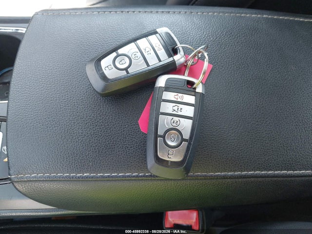 45992338 :رقم المزاد ، 3FA6P0RU4LR139747 vin ، 2020 Ford Fusion Hybrid Titanium مزاد بيع
