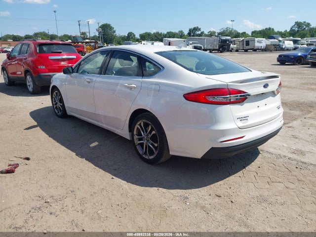 45992338 :رقم المزاد ، 3FA6P0RU4LR139747 vin ، 2020 Ford Fusion Hybrid Titanium مزاد بيع