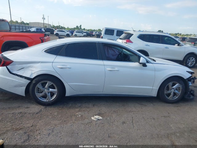 45992363 :رقم المزاد ، 5NPEG4JA3NH145298 vin ، 2022 Hyundai Sonata Se مزاد بيع