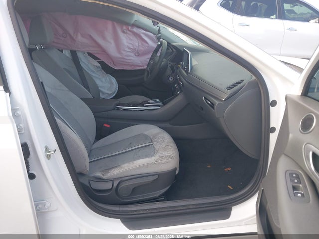 45992363 :رقم المزاد ، 5NPEG4JA3NH145298 vin ، 2022 Hyundai Sonata Se مزاد بيع