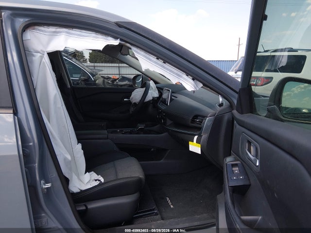 45992403 :رقم المزاد ، 5N1BT3BA5TC727138 vin ، 2026 Nissan Rogue Sv مزاد بيع