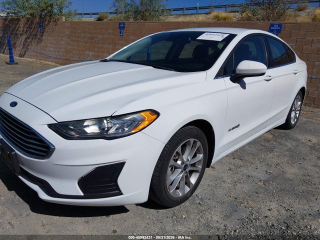 Ford Fusion Hybrid Se 2019 3FA6P0LU8KR276780 Image 2