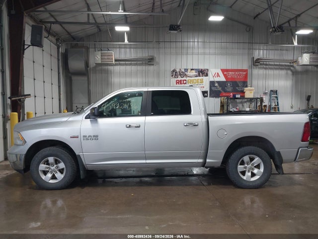 2016 Ram 1500 Slt მანქანა იყიდება აუქციონზე, vin: 1C6RR7LT5GS327656, აუქციონის ნომერი: 45992436