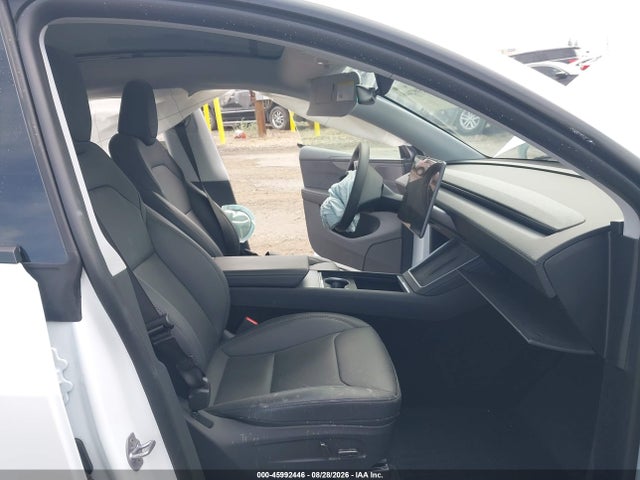 7SAYGDED0TF524954 Tesla Model Y Premium Rear-wheel Drive/rear-wheel Drive