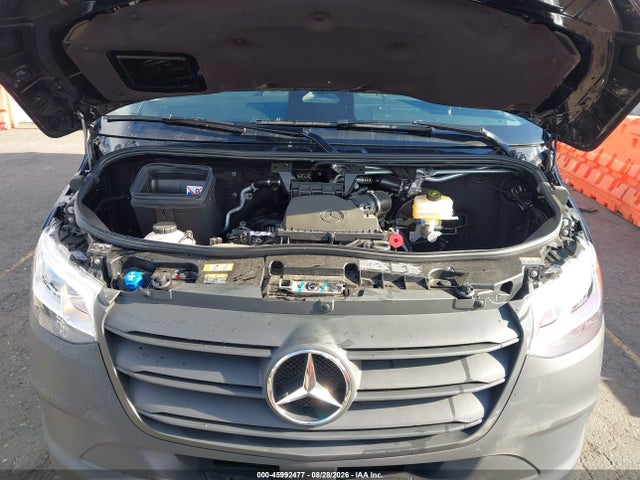45992477 :رقم المزاد ، W1Z4KGHY0TT615088 vin ، 2026 Mercedes-benz Sprinter 2500 High Roof 4-cyl Diesel مزاد بيع