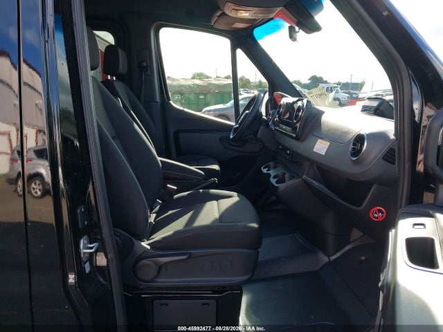 45992477 :رقم المزاد ، W1Z4KGHY0TT615088 vin ، 2026 Mercedes-benz Sprinter 2500 High Roof 4-cyl Diesel مزاد بيع