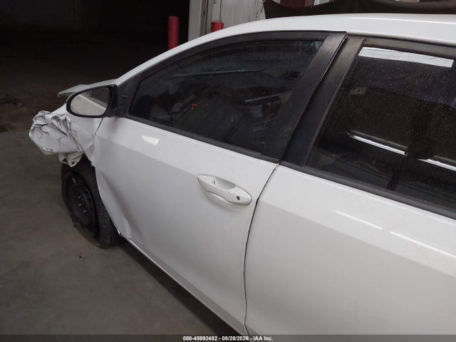 Aukcja sprzedaży 2015 Toyota Corolla Le, vin: 5YFBURHE7FP230117, numer aukcji: 45992482