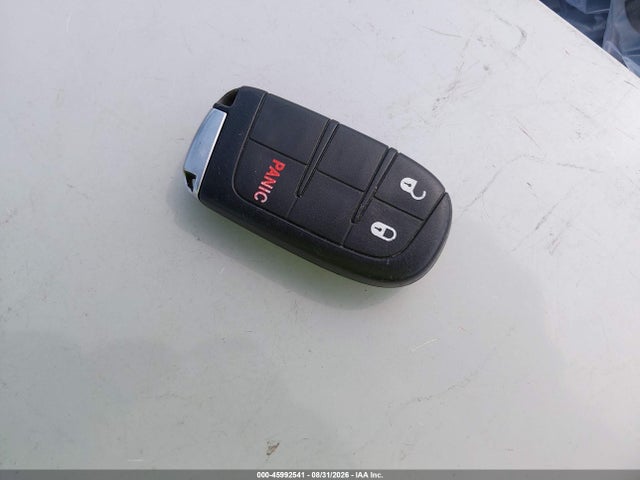 45992541 :رقم المزاد ، 3C4PDCAB2HT590320 vin ، 2017 Dodge Journey Se مزاد بيع