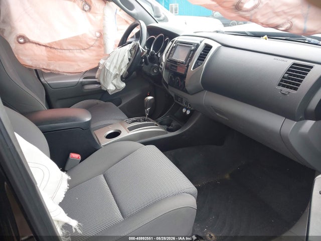 3TMLU4EN3FM198656 Toyota Tacoma Base V6