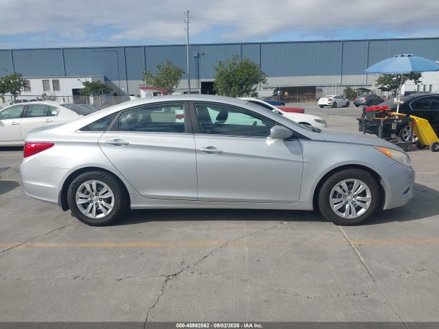Продажа на аукционе авто 2012 Hyundai Sonata Gls, vin: 5NPEB4AC8CH416143, номер лота: 45992562