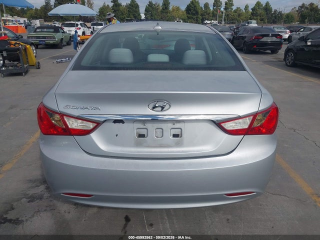 Продажа на аукционе авто 2012 Hyundai Sonata Gls, vin: 5NPEB4AC8CH416143, номер лота: 45992562