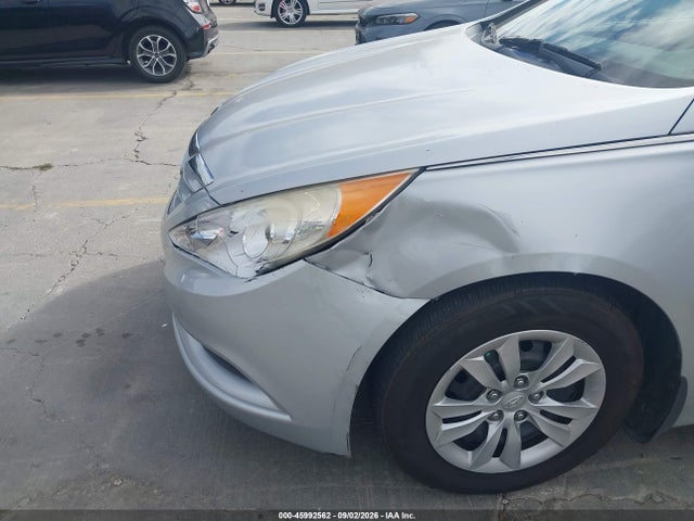 Продажа на аукционе авто 2012 Hyundai Sonata Gls, vin: 5NPEB4AC8CH416143, номер лота: 45992562