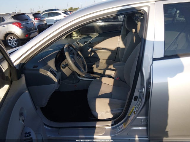 2010 Toyota Corolla Le მანქანა იყიდება აუქციონზე, vin: 1NXBU4EE5AZ311566, აუქციონის ნომერი: 45992569