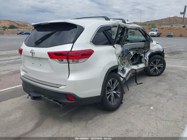 Toyota Highlander Le 2019 5TDZZRFH9KS290527 Image 4