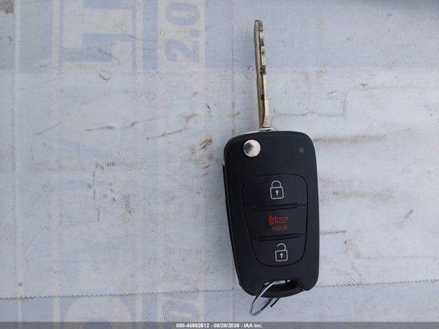 2013 Kia Soul მანქანა იყიდება აუქციონზე, vin: KNDJT2A57D7600674, აუქციონის ნომერი: 45992612
