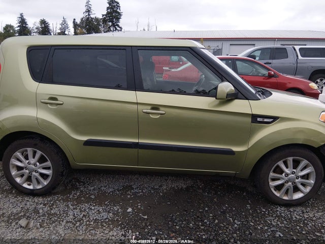 2013 Kia Soul მანქანა იყიდება აუქციონზე, vin: KNDJT2A57D7600674, აუქციონის ნომერი: 45992612