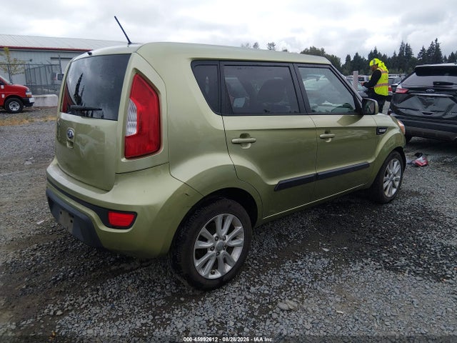 2013 Kia Soul მანქანა იყიდება აუქციონზე, vin: KNDJT2A57D7600674, აუქციონის ნომერი: 45992612