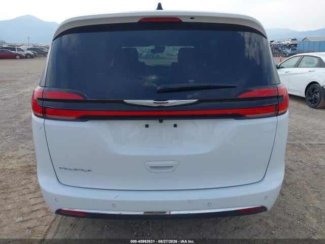 2C4RC1BG3TR204557 Chrysler Pacifica Select