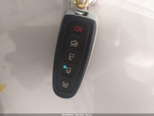 2013 Ford Escape Titanium მანქანა იყიდება აუქციონზე, vin: 1FMCU9J95DUC15323, აუქციონის ნომერი: 45992632