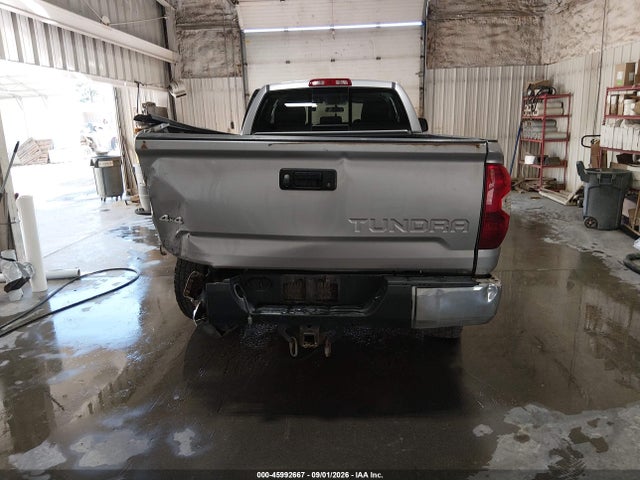 Продаж на аукціоні авто 2015 Toyota Tundra Sr5 5.7l V8, vin: 5TFCY5F15FX018528, номер лоту: 45992667