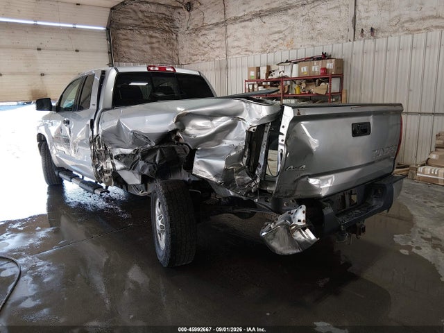 Продаж на аукціоні авто 2015 Toyota Tundra Sr5 5.7l V8, vin: 5TFCY5F15FX018528, номер лоту: 45992667
