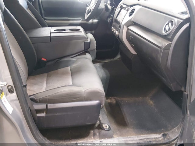 Продаж на аукціоні авто 2015 Toyota Tundra Sr5 5.7l V8, vin: 5TFCY5F15FX018528, номер лоту: 45992667