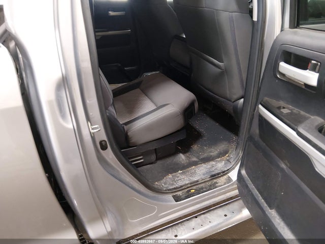 Продаж на аукціоні авто 2015 Toyota Tundra Sr5 5.7l V8, vin: 5TFCY5F15FX018528, номер лоту: 45992667