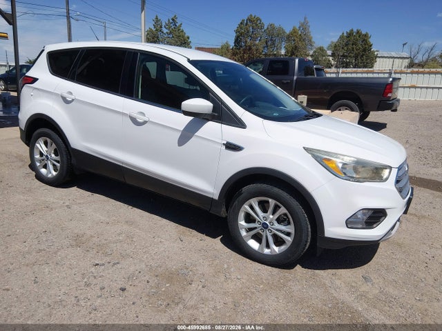 Продаж на аукціоні авто 2017 Ford Escape Se, vin: 1FMCU9G95HUE50365, номер лоту: 45992685