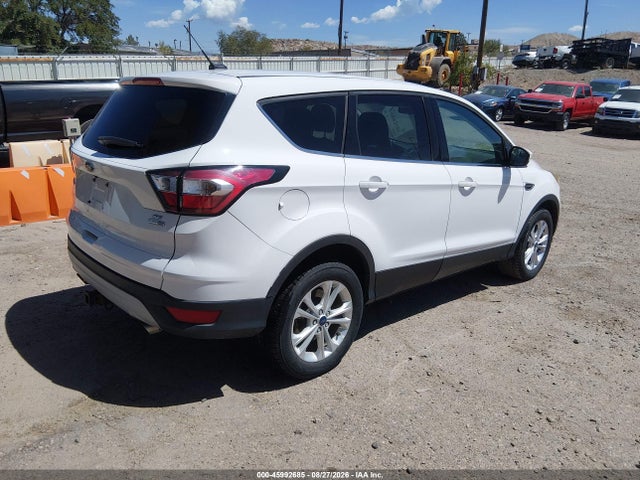 Продаж на аукціоні авто 2017 Ford Escape Se, vin: 1FMCU9G95HUE50365, номер лоту: 45992685