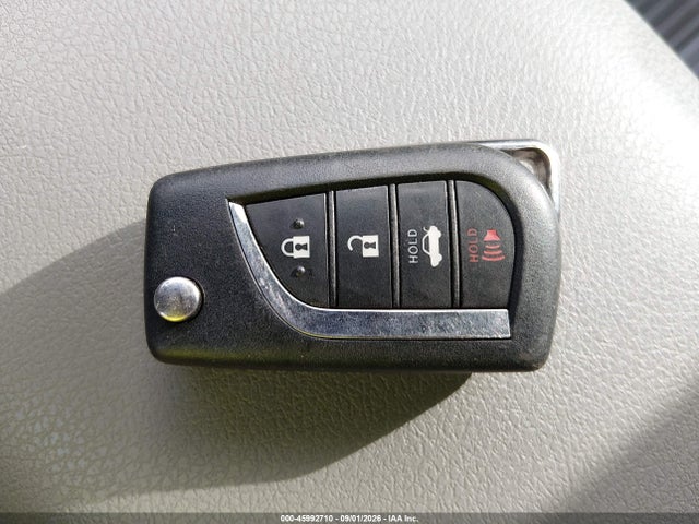 4T1G11AK6LU921679 Toyota CAMRY SE