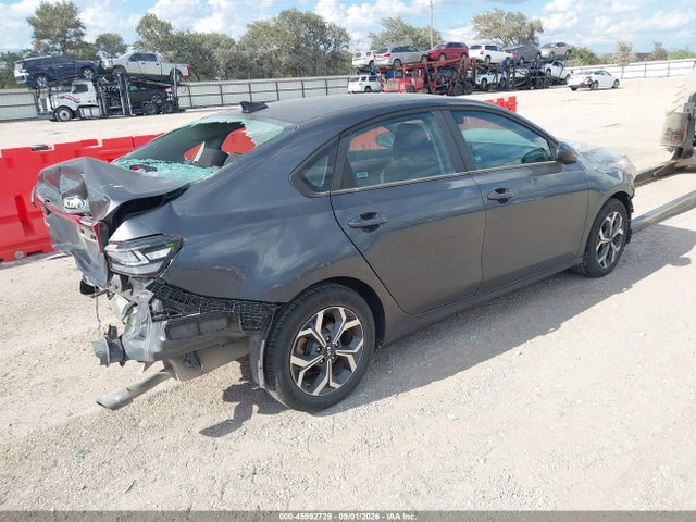 2019 Kia Forte Lxs მანქანა იყიდება აუქციონზე, vin: 3KPF24AD1KE035718, აუქციონის ნომერი: 45992729