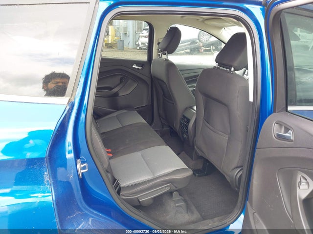 1FMCU9GD4JUB76599 Ford ESCAPE SE