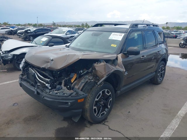 Ford Bronco Sport Outer Banks 2022 3FMCR9C66NRD41770 Image 2