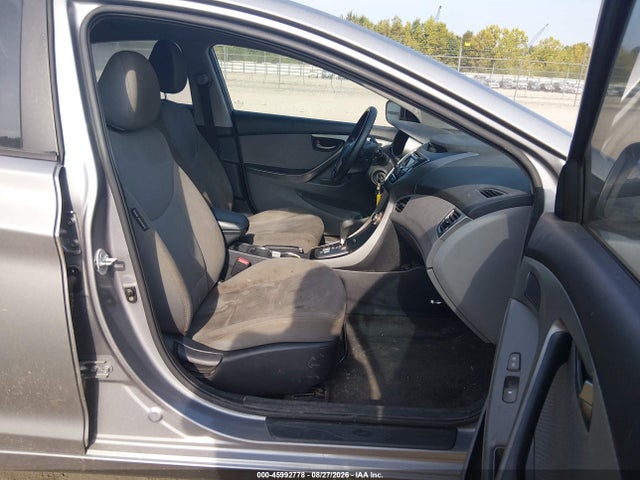 2013 Hyundai Elantra Gls მანქანა იყიდება აუქციონზე, vin: KMHDH4AE2DU539077, აუქციონის ნომერი: 45992778