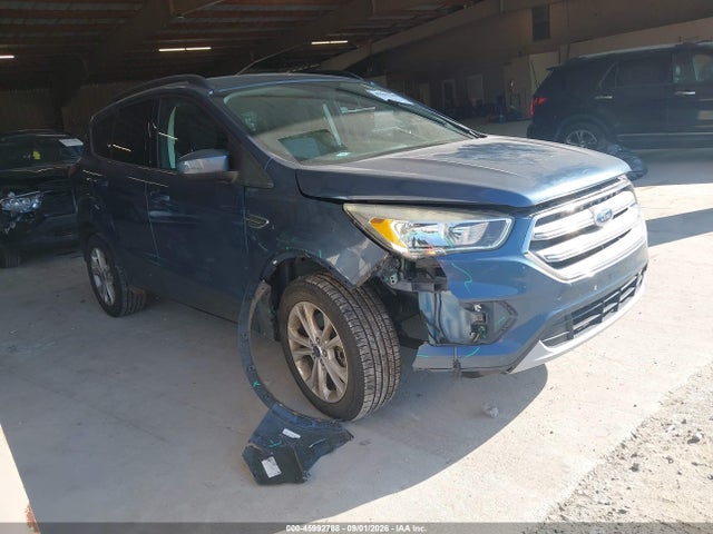 45992788 :رقم المزاد ، 1FMCU9GD0JUB35757 vin ، 2018 Ford Escape Se مزاد بيع