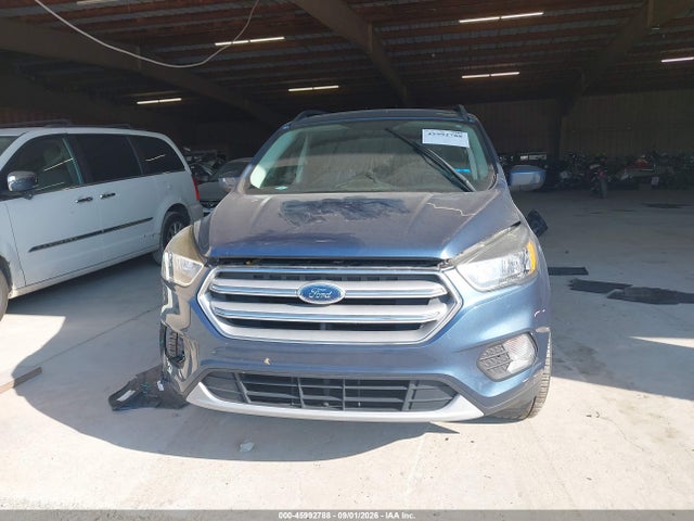 45992788 :رقم المزاد ، 1FMCU9GD0JUB35757 vin ، 2018 Ford Escape Se مزاد بيع