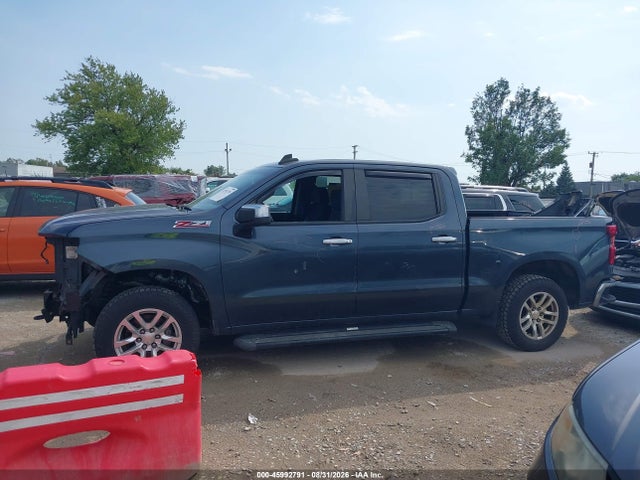 45992791 :رقم المزاد ، 3GCUYDED0LG297008 vin ، 2020 Chevrolet Silverado 1500 4wd  Short Bed Lt مزاد بيع