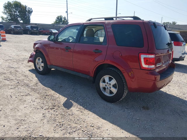 2011 Ford Escape Xlt მანქანა იყიდება აუქციონზე, vin: 1FMCU0DG4BKA07349, აუქციონის ნომერი: 45992807