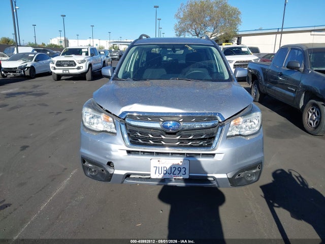 Subaru Forester 2.5i Premium 2017 JF2SJAEC5HH419829 Image 6