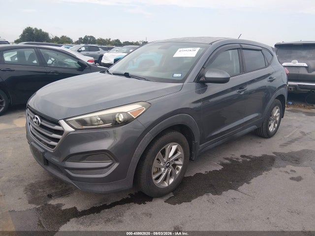 Hyundai TUCSON SE 2018 KM8J23A44JU628182 Image 2