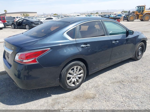 Nissan Altima 2.5 S 2015 1N4AL3AP6FC461581 Image 4
