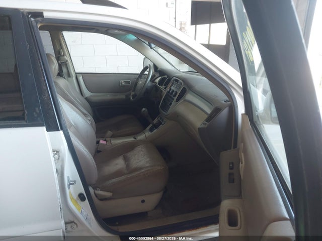 45992864 :رقم المزاد ، JTEEP21A660150560 vin ، 2006 Toyota Highlander V6 مزاد بيع
