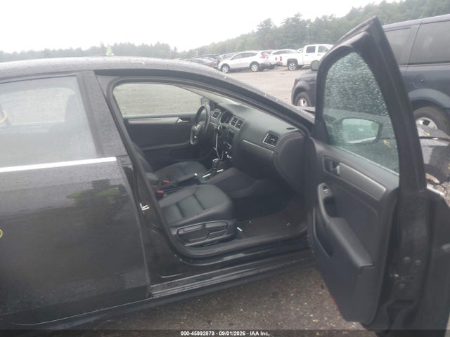 2016 Volkswagen Jetta 1.4t Se მანქანა იყიდება აუქციონზე, vin: 3VWD67AJ9GM229572, აუქციონის ნომერი: 45992879