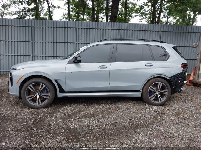 BMW X7 M60i 2024 5UX33EM05R9U70883 Image 15