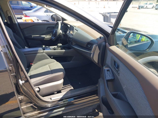 5N1AT3AAXMC726453 Nissan Rogue S Fwd