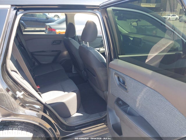 5N1AT3AAXMC726453 Nissan Rogue S Fwd