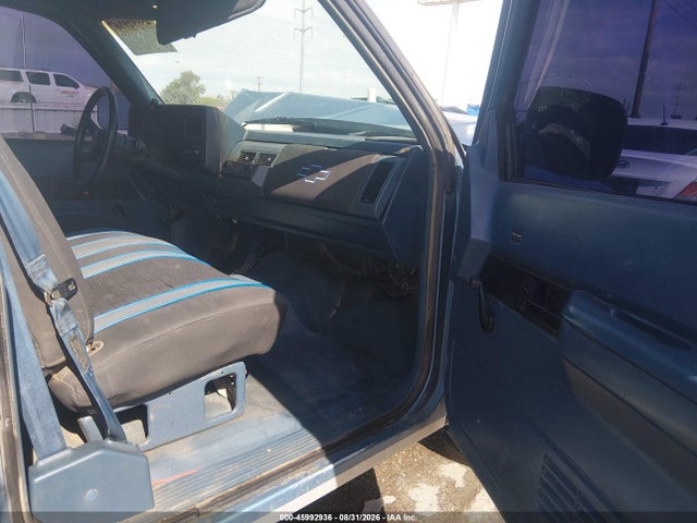 45992936 :رقم المزاد ، 2GCDC14KXJ1123563 vin ، 1988 Chevrolet Gmt-400 C1500 مزاد بيع