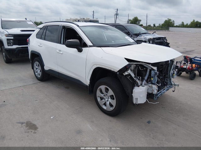 Toyota RAV4 LE 2021 JTMH1RFV2MD069875 main image