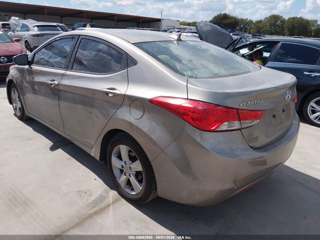 Продажа на аукционе авто 2013 Hyundai Elantra Gls, vin: 5NPDH4AE5DH255439, номер лота: 45992990